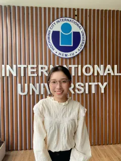 Gia sư Huỳnh Ngọc Cẩm Tú dạy kèm tại nhà