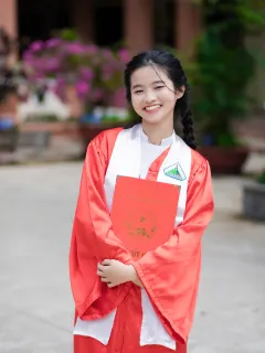 Gia sư Phạm Huỳnh Thiên Thiên dạy kèm tại nhà